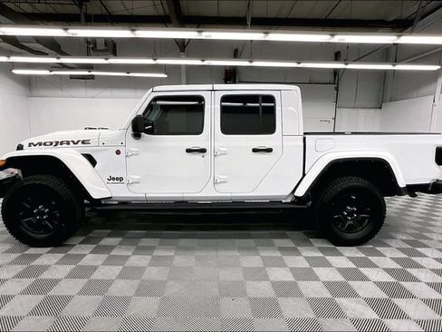 Used 2022 Jeep Gladiator Mojave w/ Trailer Tow Package AWD/4WD image 13