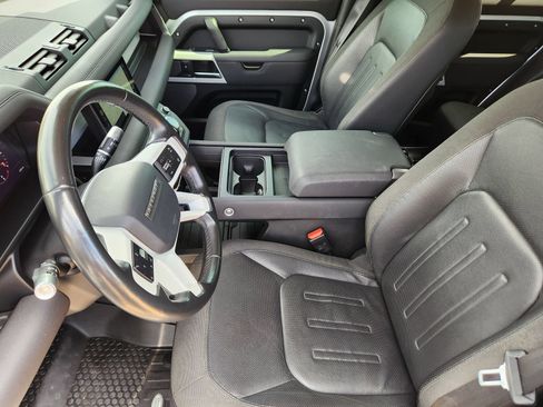 Used 2020 Land Rover Defender 110 First Edition AWD/4WD image 21