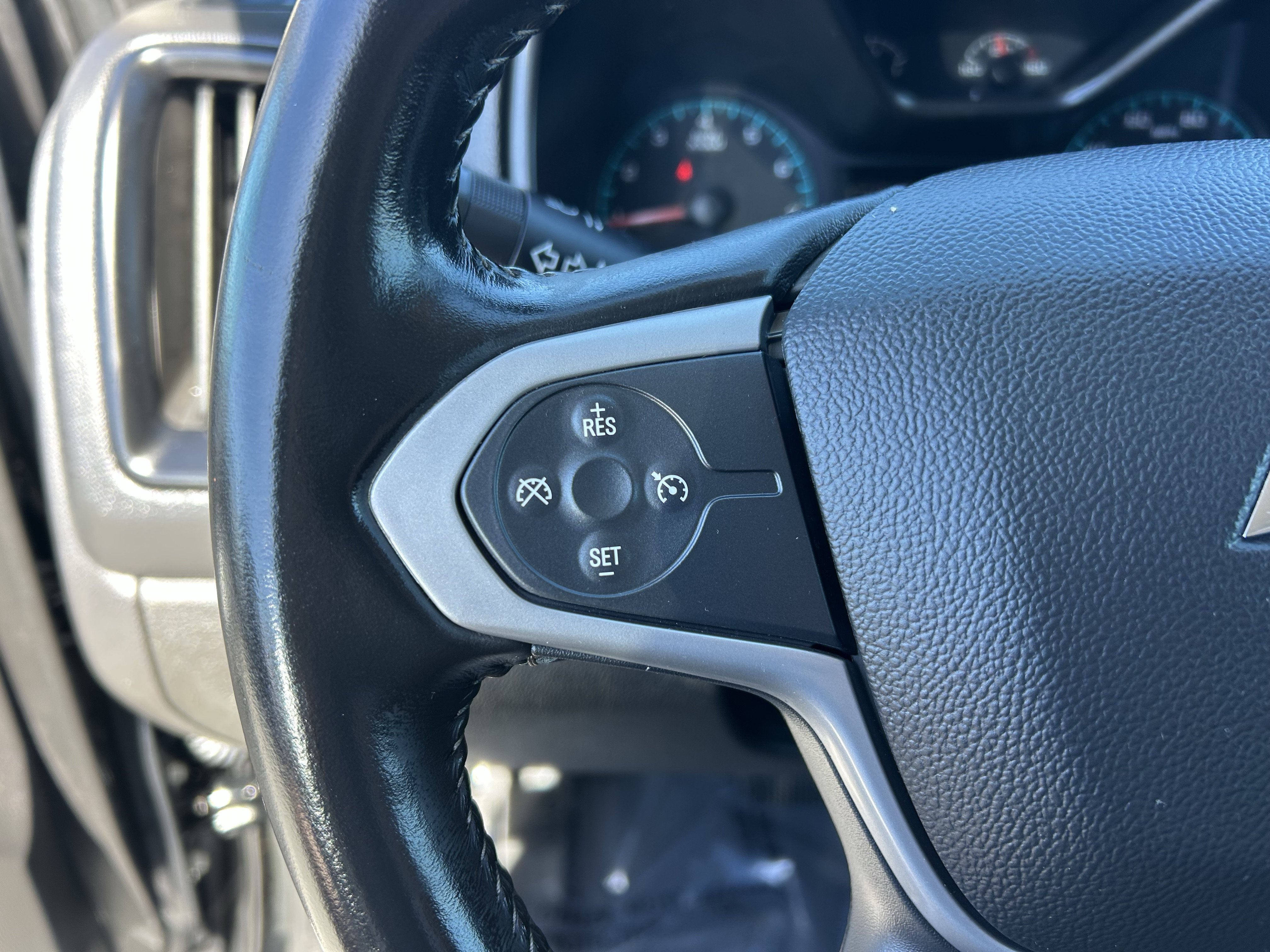 Used 2021 Chevrolet Colorado LT RWD image 27