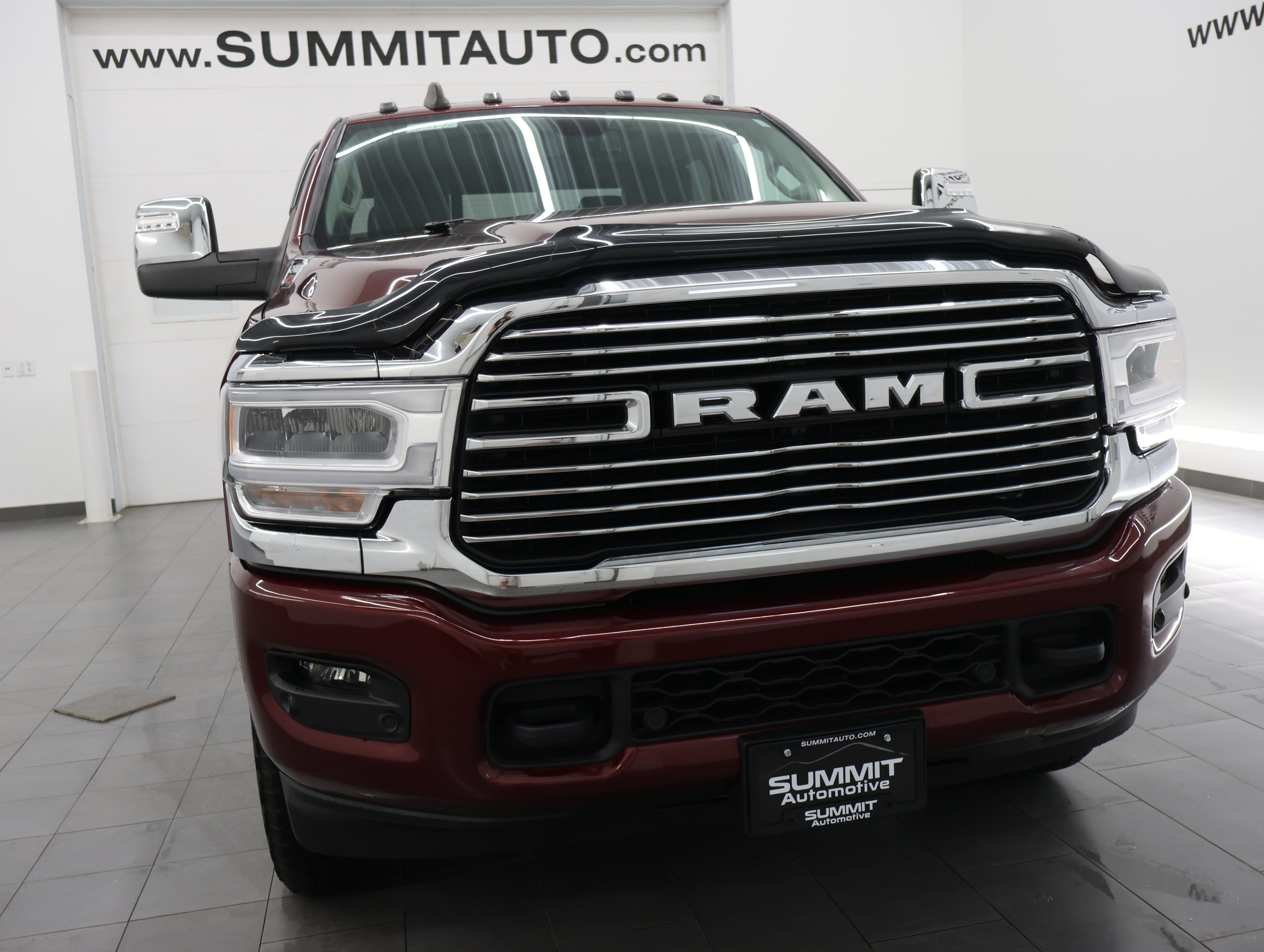 Used 2024 RAM 2500 Laramie AWD/4WD image 19