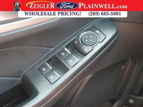 Used 2022 Ford Escape SEL image 29