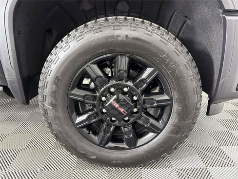 New 2026 GMC Sierra 2500 AT4 w/ AT4 Premium Plus Package AWD/4WD image 10