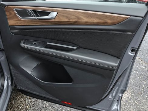 New 2026 Volkswagen Atlas SE image 41