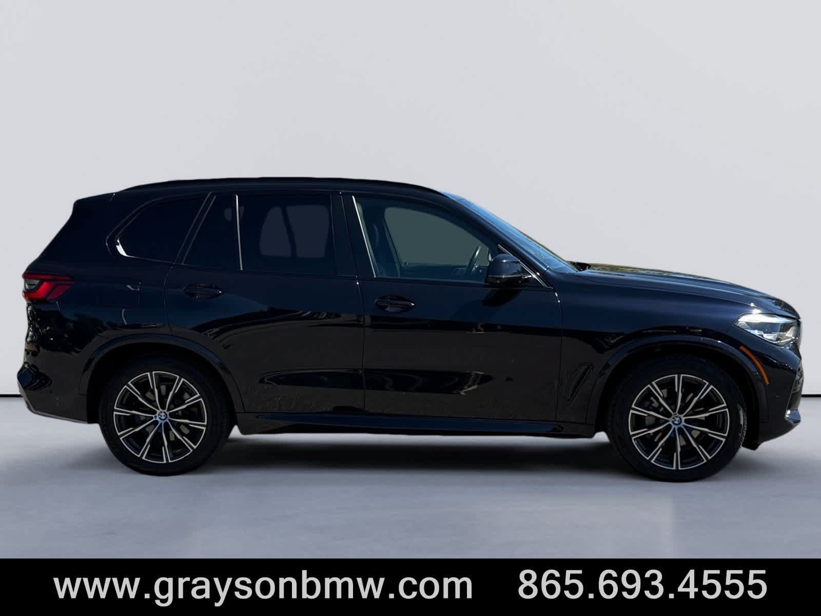 Used 2019 BMW X5 xDrive40i w/ M Sport Package AWD/4WD image 2