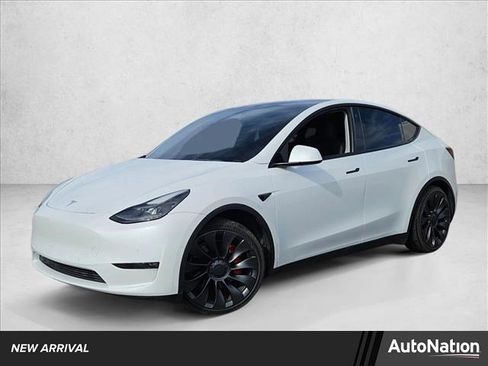 Used 2022 Tesla Model Y Performance image 1
