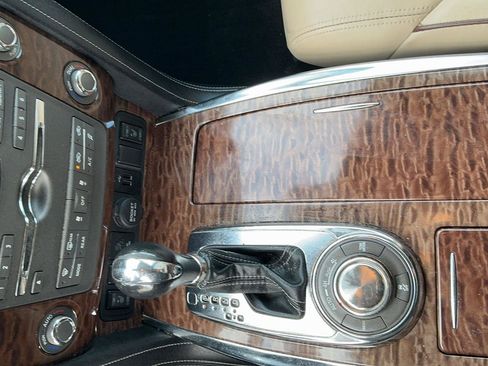 Used 2018 Nissan Armada SL w/ Premium Package AWD/4WD image 13