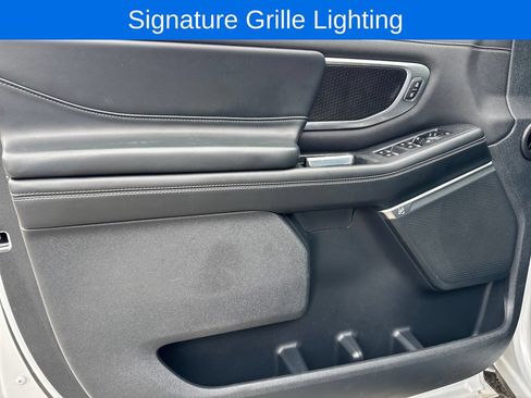 Used 2025 Ford Expedition Max Platinum w/ Stealth Appearance Package AWD/4WD image 20