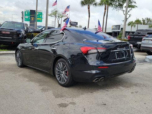 Used 2022 Maserati Ghibli Modena image 7