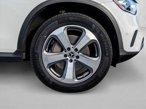 Certified 2022 Mercedes-Benz GLC 300 4MATIC image 12