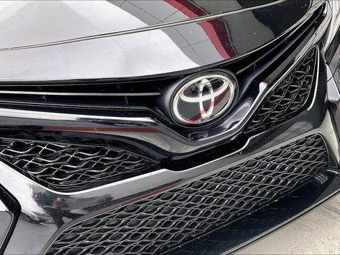 Used 2021 Toyota Camry TRD image 32