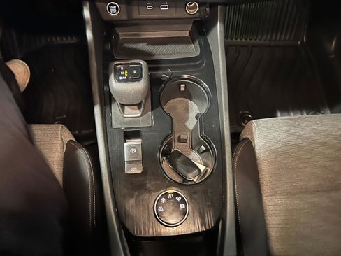 Used 2023 Nissan Rogue SV image 20