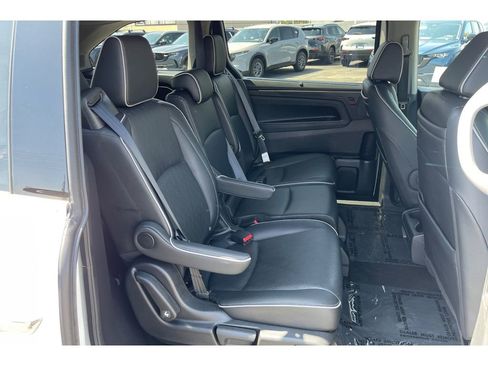 Certified 2024 Honda Odyssey Elite image 19