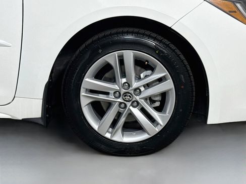 Used 2022 Toyota Corolla SE FWD image 32
