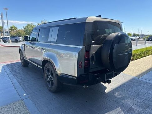 Used 2024 Land Rover Defender 130 X-Dynamic SE AWD/4WD image 7