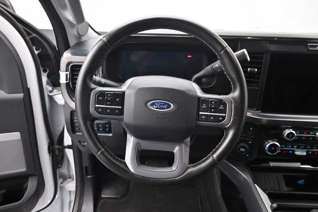 Used 2025 Ford F350 Lariat AWD/4WD image 35