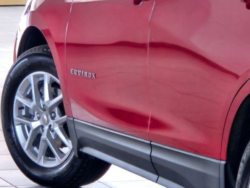 Certified 2024 Chevrolet Equinox LT FWD image 16