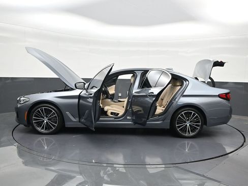 Used 2022 BMW 540i w/ Convenience Package RWD image 34