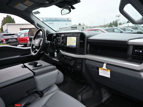 New 2026 Ford F350 XL w/ XL Chrome Package image 33