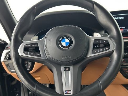 Used 2023 BMW 540i xDrive w/ M Sport Package image 8