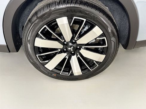 New 2026 Mitsubishi Outlander SE image 31