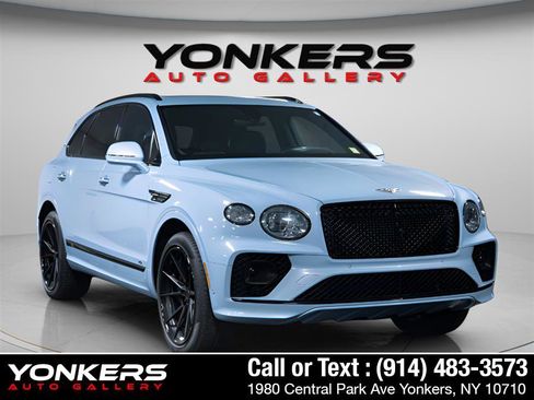 Used 2021 Bentley Bentayga image 14