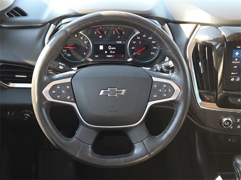 Used 2021 Chevrolet Traverse RS image 15
