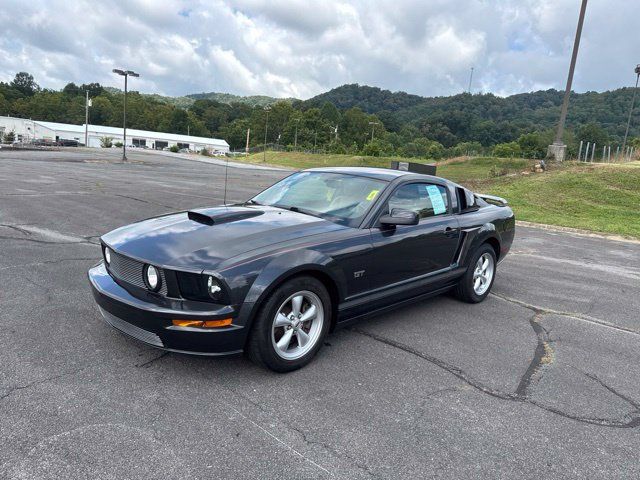 Used 2007 Ford Mustang GT RWD image 4