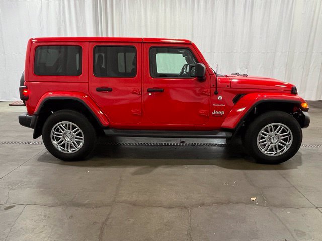 Used 2022 Jeep Wrangler Unlimited Sahara w/ Cold Weather Group AWD/4WD image 3
