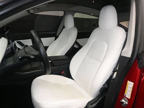 Used 2021 Tesla Model Y 2WD image 16