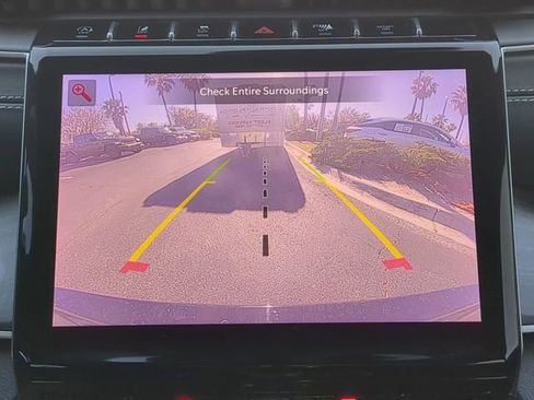 Certified 2024 Jeep Grand Cherokee L Limited image 25