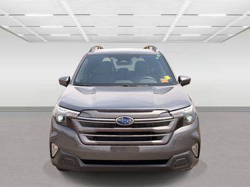 Used 2026 Subaru Forester Premium AWD/4WD image 8