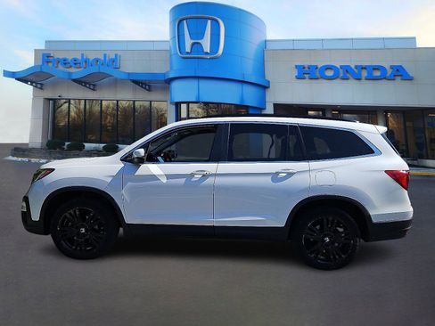 Certified 2022 Honda Pilot Special Edition image 4