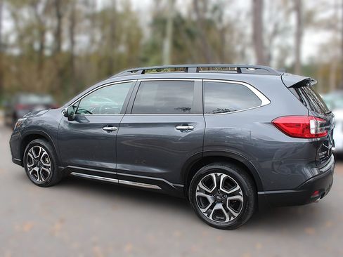 Used 2023 Subaru Ascent Touring image 7