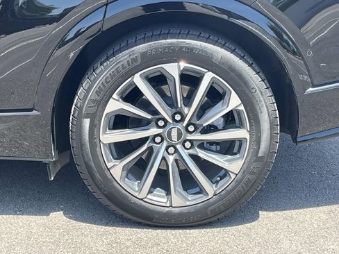 Used 2024 Cadillac Lyriq Sport RWD image 13