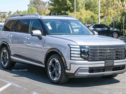 New 2026 Hyundai Palisade Limited image 3