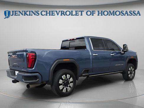 Certified 2024 GMC Sierra 2500 Denali w/ Denali Reserve Package AWD/4WD image 3