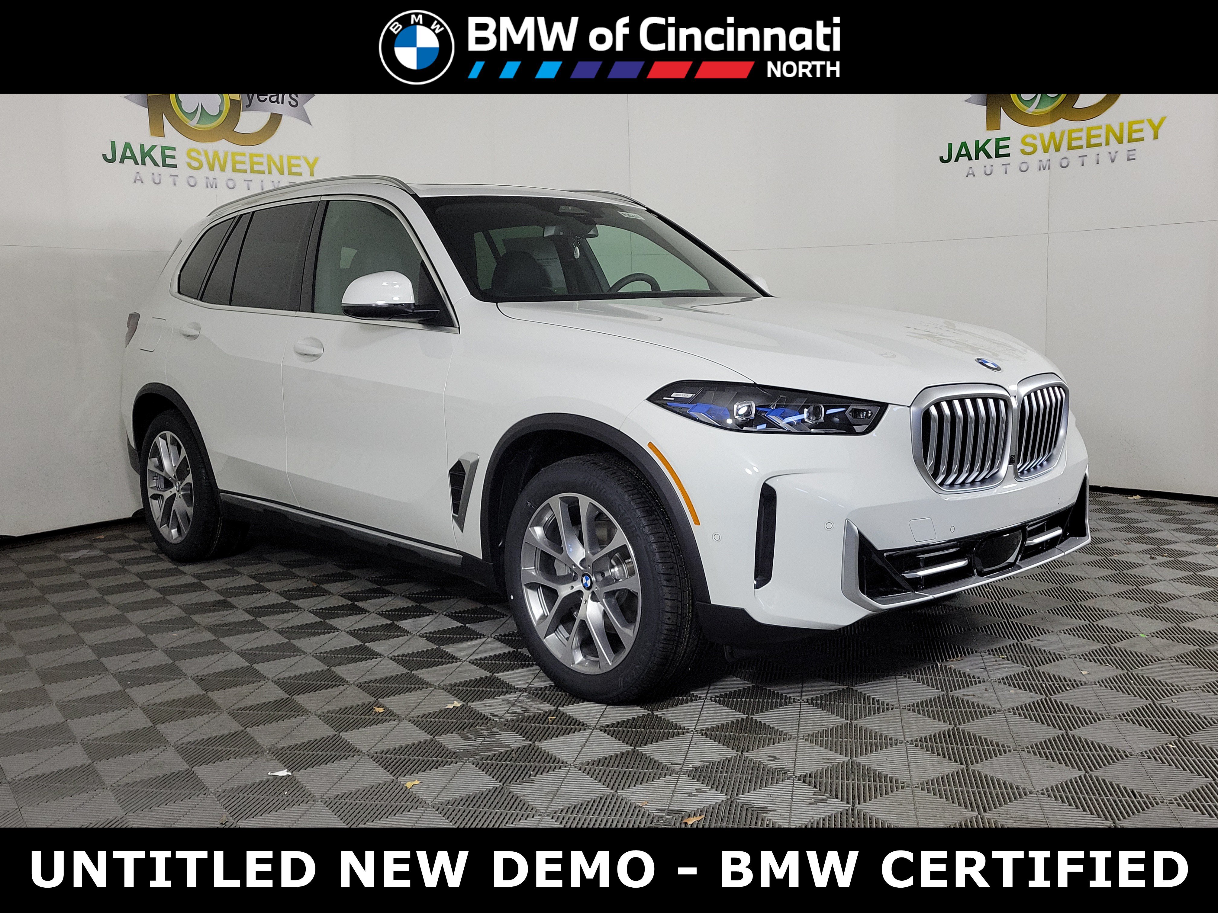 Certified 2026 BMW X5 xDrive40i w/ Parking Assistance Package AWD/4WD image 1
