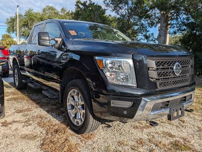 Used 2022 Nissan Titan SV w/ SV Convenience Package