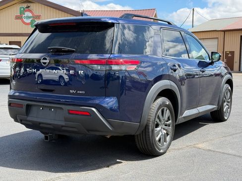 Used 2022 Nissan Pathfinder SV AWD/4WD image 7