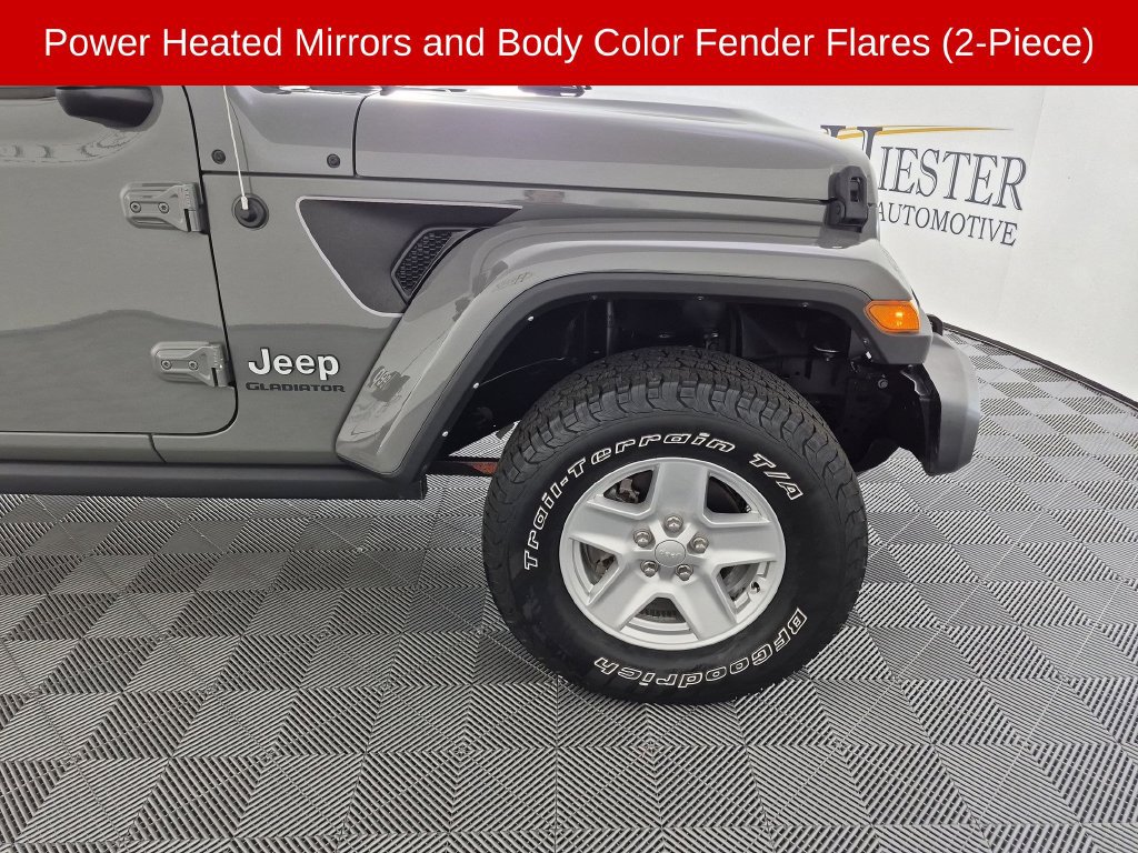 Certified 2022 Jeep Gladiator Sport AWD/4WD image 13