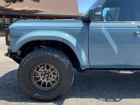 Used 2023 Ford Bronco Outer Banks AWD/4WD image 9