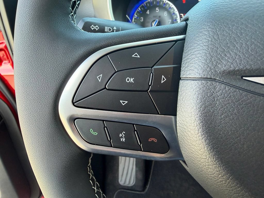 New 2027 Chrysler Pacifica Select FWD image 10