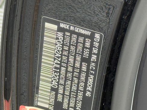 Used 2018 Porsche Panamera 4S image 31