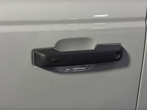 New 2026 Ford Bronco Outer Banks AWD/4WD image 16