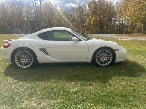 Used 2007 Porsche Cayman S image 3