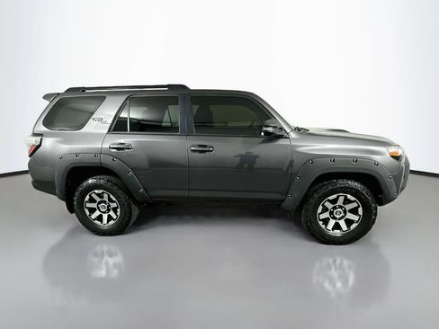 Used 2019 Toyota 4Runner TRD Off-Road Premium AWD/4WD image 4