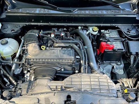 Used 2025 Ford Maverick XL w/ Equipment Group 102A AWD/4WD image 31