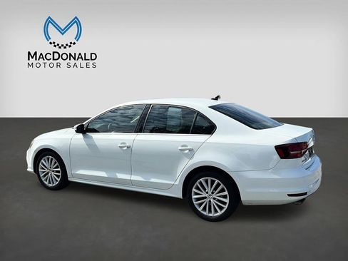 Used 2016 Volkswagen Jetta SEL FWD image 5