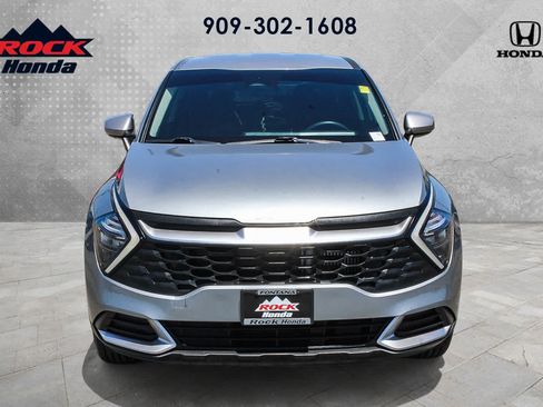 Used 2023 Kia Sportage LX AWD/4WD image 2
