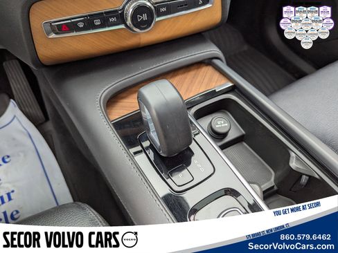 Certified 2023 Volvo XC90 B6 Plus w/ Protection Package Premier image 17
